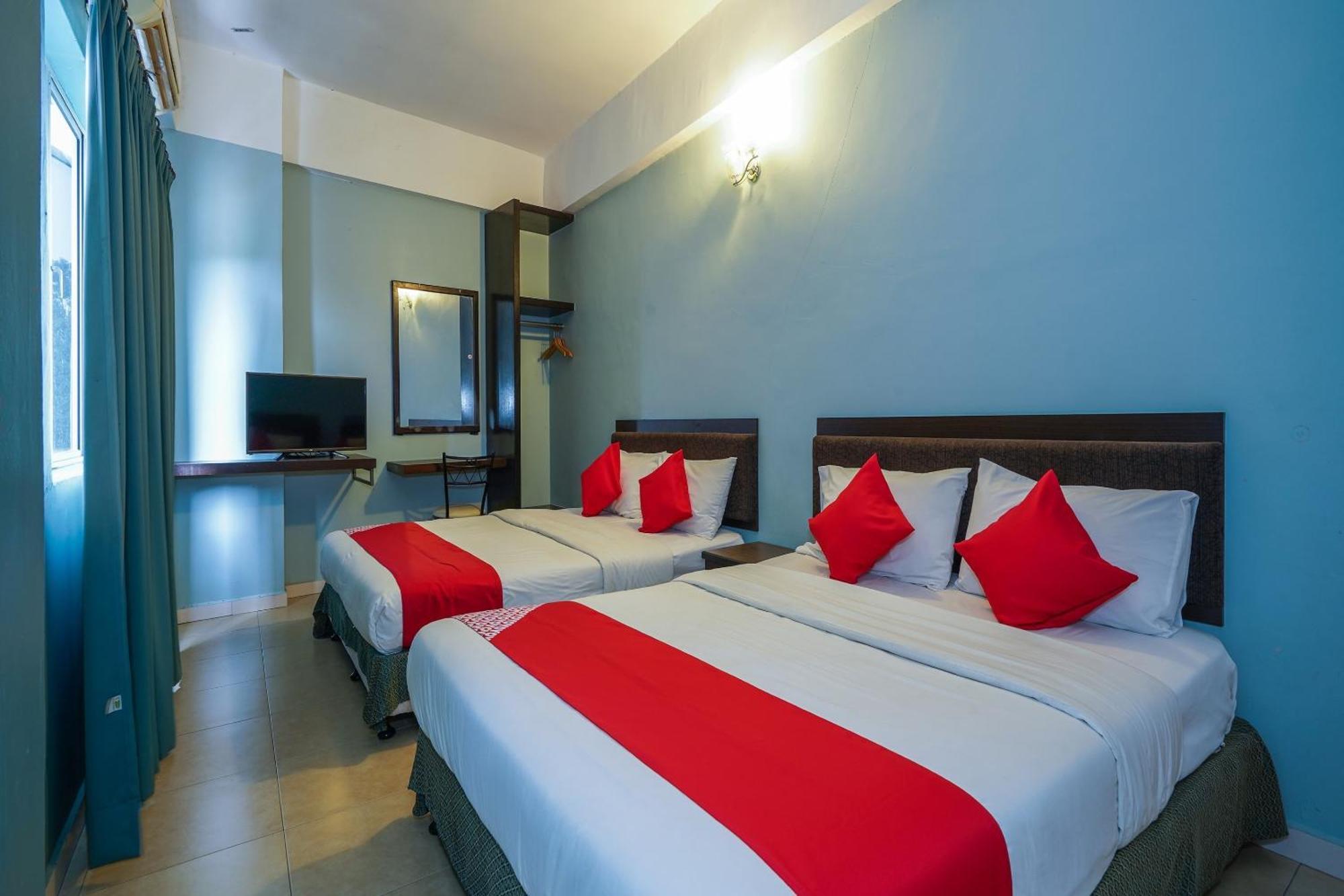 Hotel O Hotel Orchard Inn Lumut Eksteriør bilde