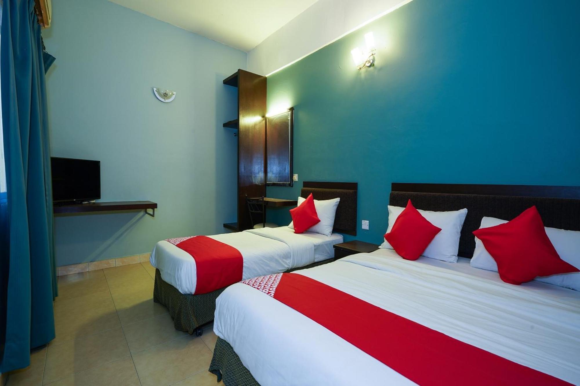 Hotel O Hotel Orchard Inn Lumut Eksteriør bilde