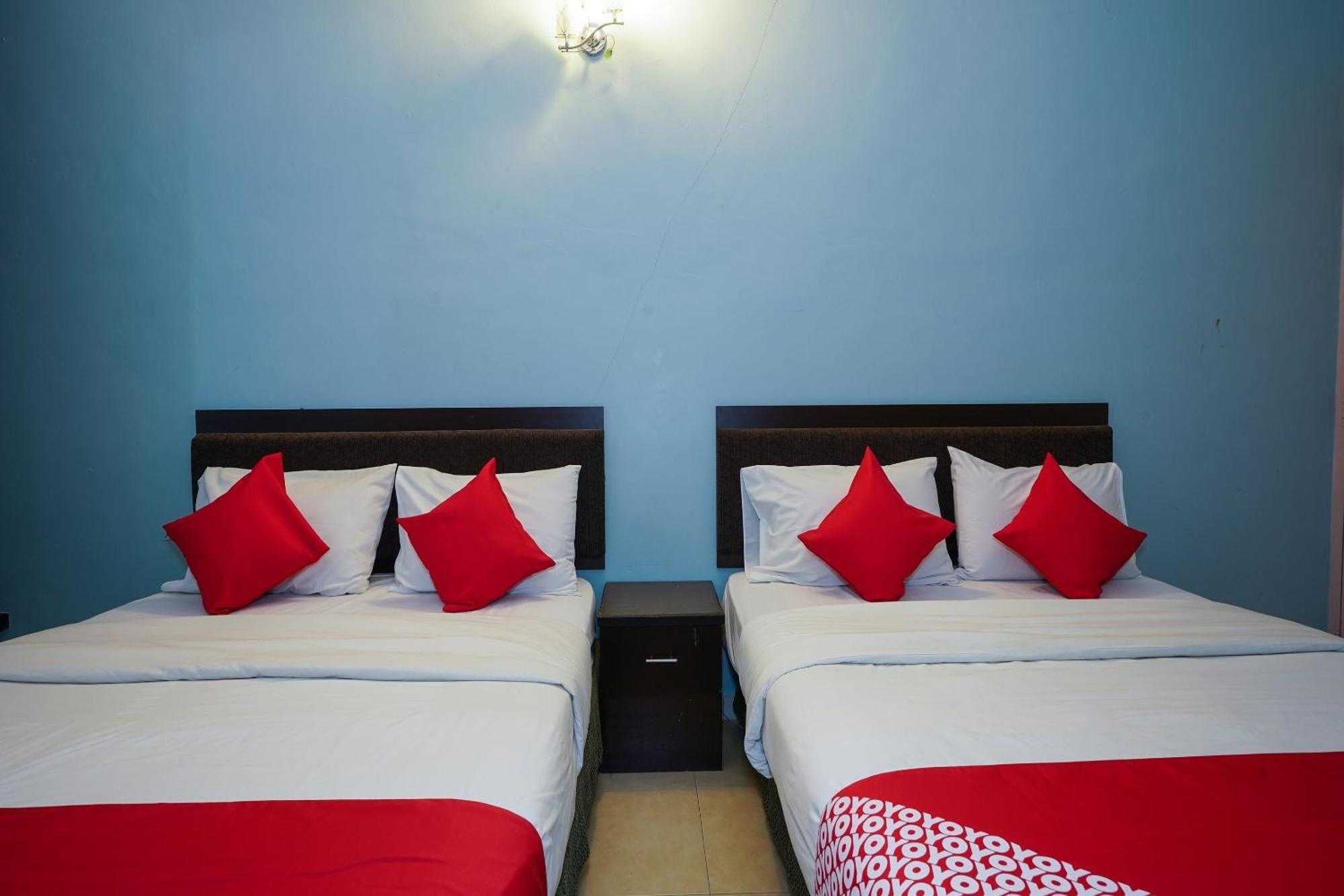 Hotel O Hotel Orchard Inn Lumut Eksteriør bilde