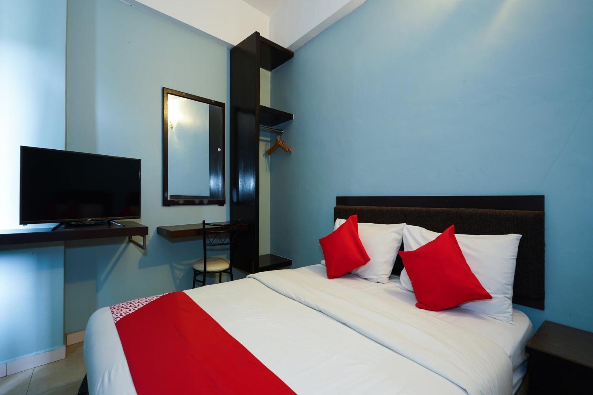 Hotel O Hotel Orchard Inn Lumut Eksteriør bilde